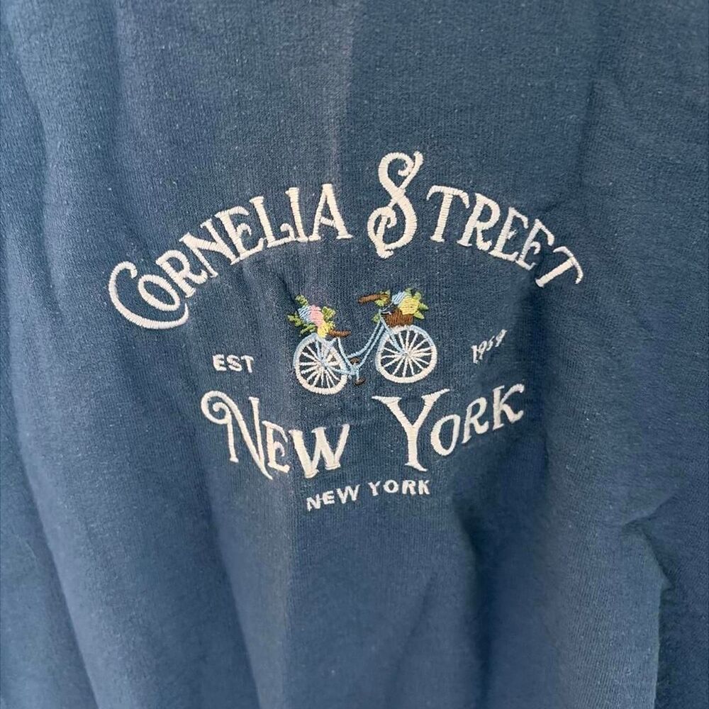 Cornelia Street New York Embroidered Crewneck Sweatshirt Blue Women's Size Small - Picture 2 of 5